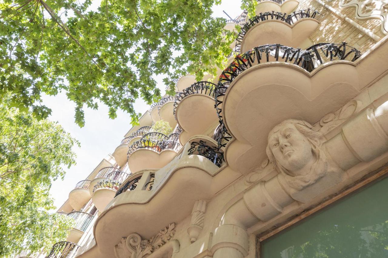 Aparteasy - Modernist Flat In Eixample Center Barcelona Exterior photo